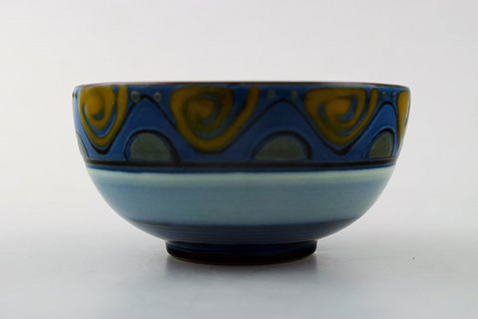 Kähler, Denmark, glazed stoneware bowl. - 2