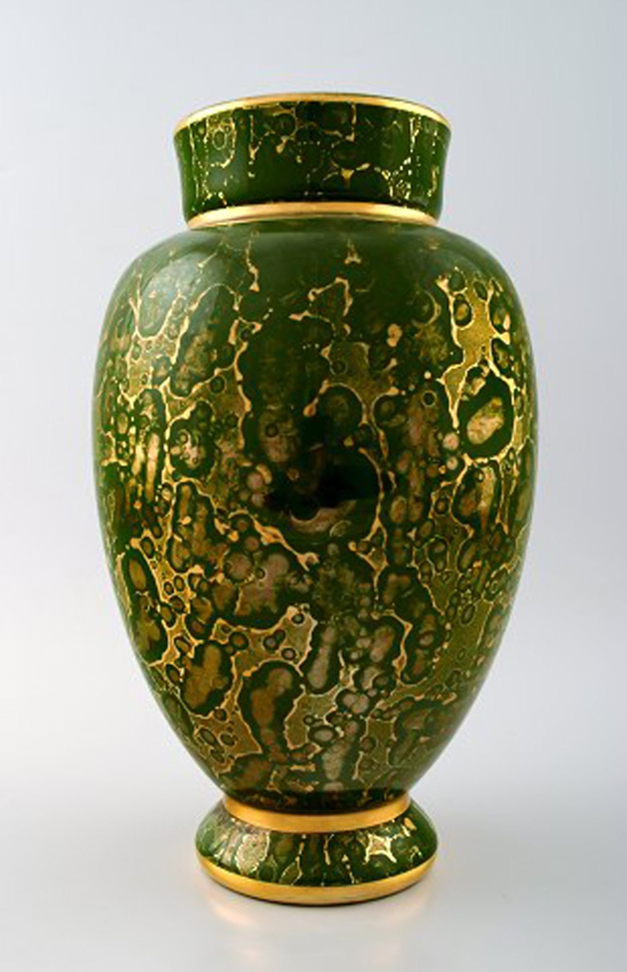 Sevres, France, a pair of Art Deco pottery vases. - 8