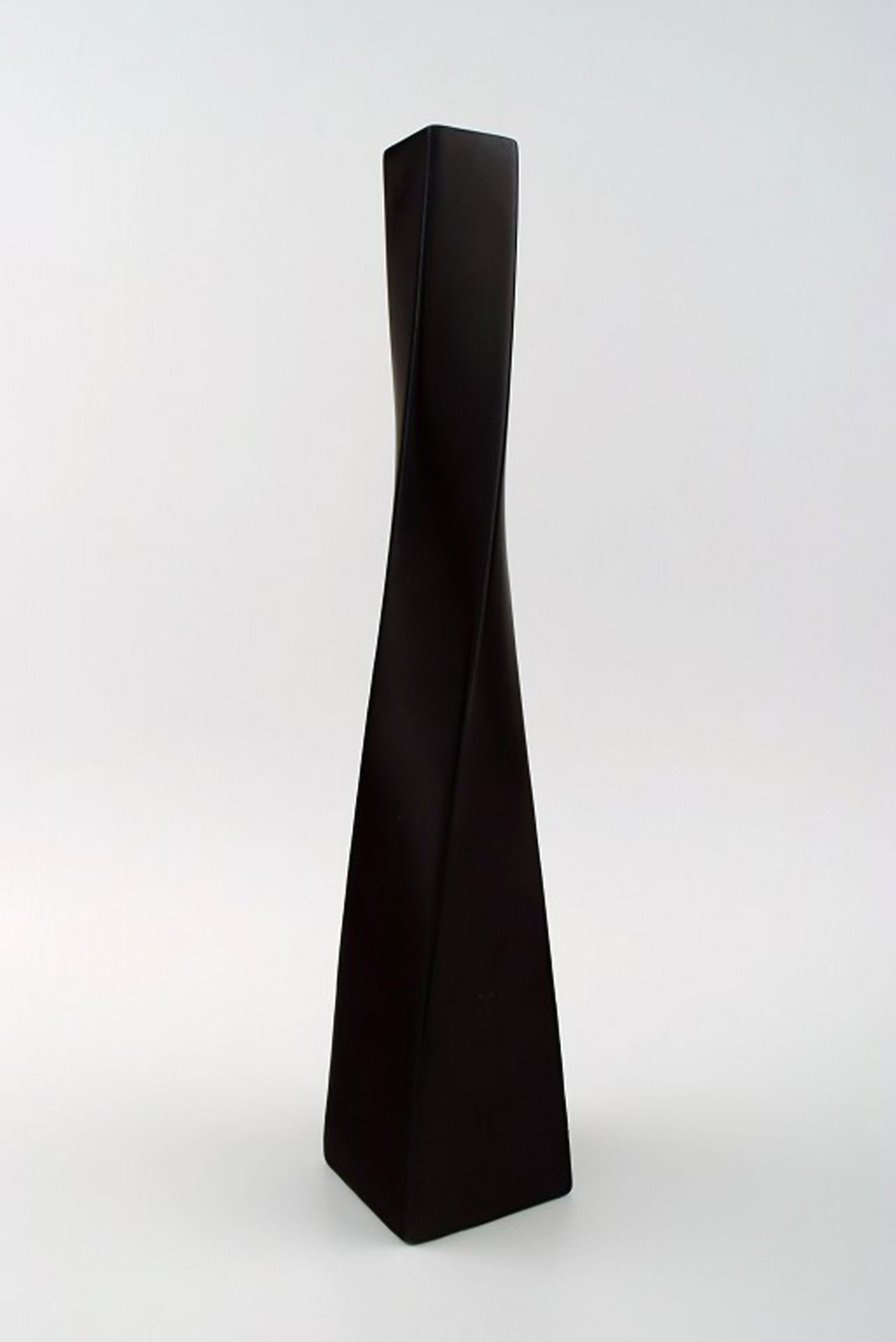 Arthur Percy for Karlskrona. Large art pottery vase.: Title: Arthur Percy for Karlskrona. Large art pottery vase. Description: Arthur Percy for Karlskrona. Large art pottery vase. Measures: 33.5 cm. x 6 cm. In perfect condition. Marked. Brand: Various Re