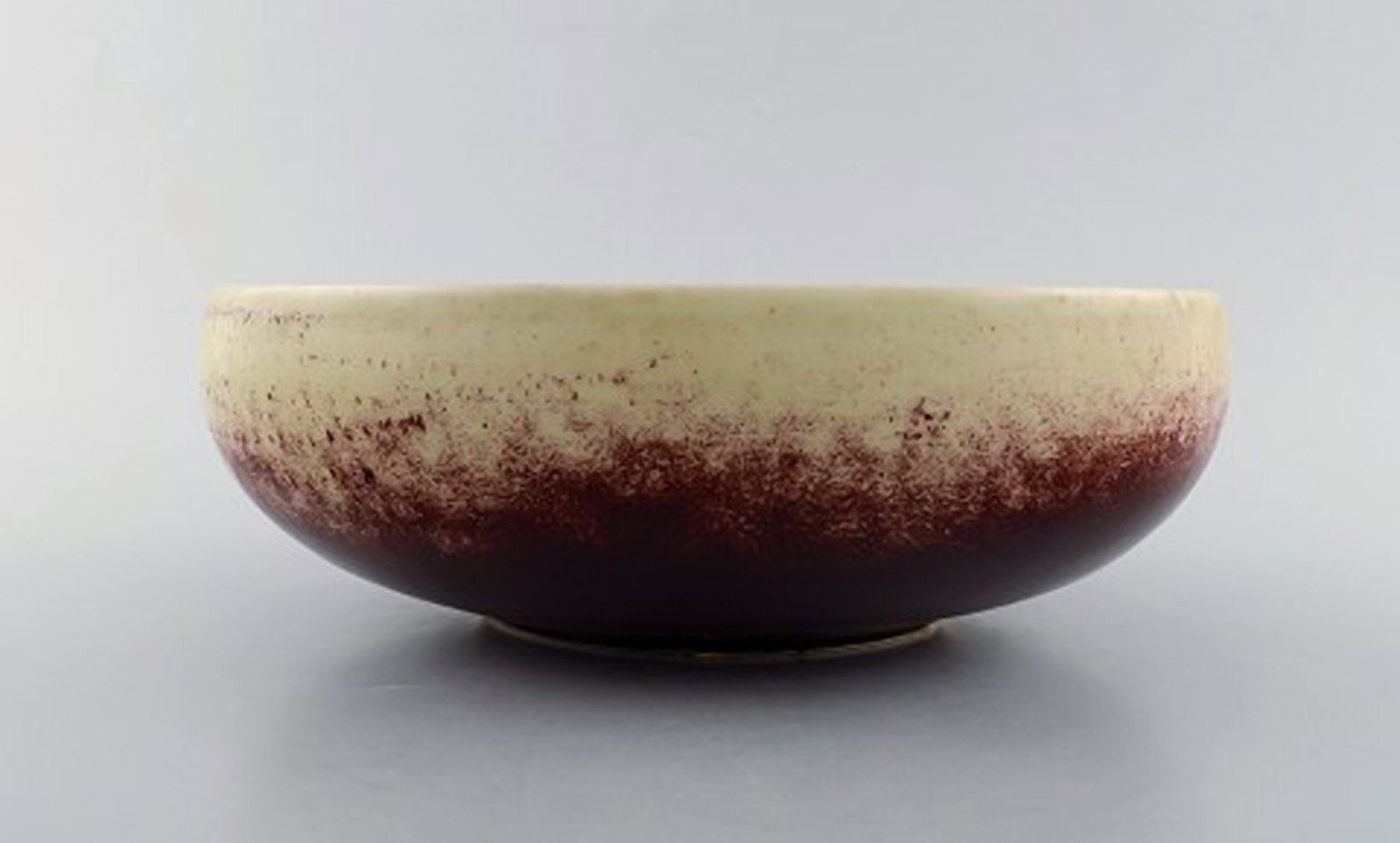 Sven Wejsfelt for Gustavsberg Studio Hand. Unique bowl in glazed ceramics. Dated 1988. Beautiful ox - 5