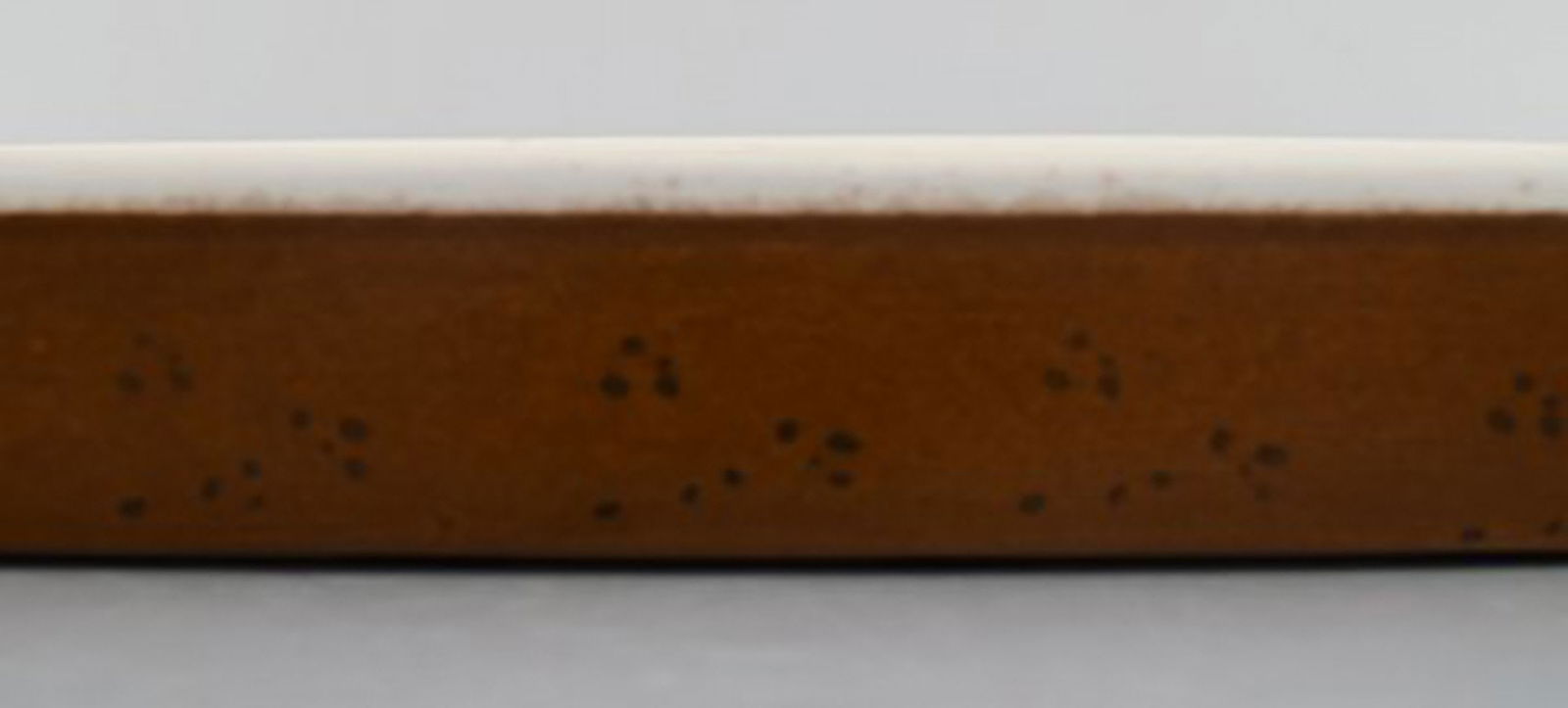 Stig Lindberg for Gustavsberg. Large "Coq" ovenproof tray in glazed stoneware. Rustic design, - 3