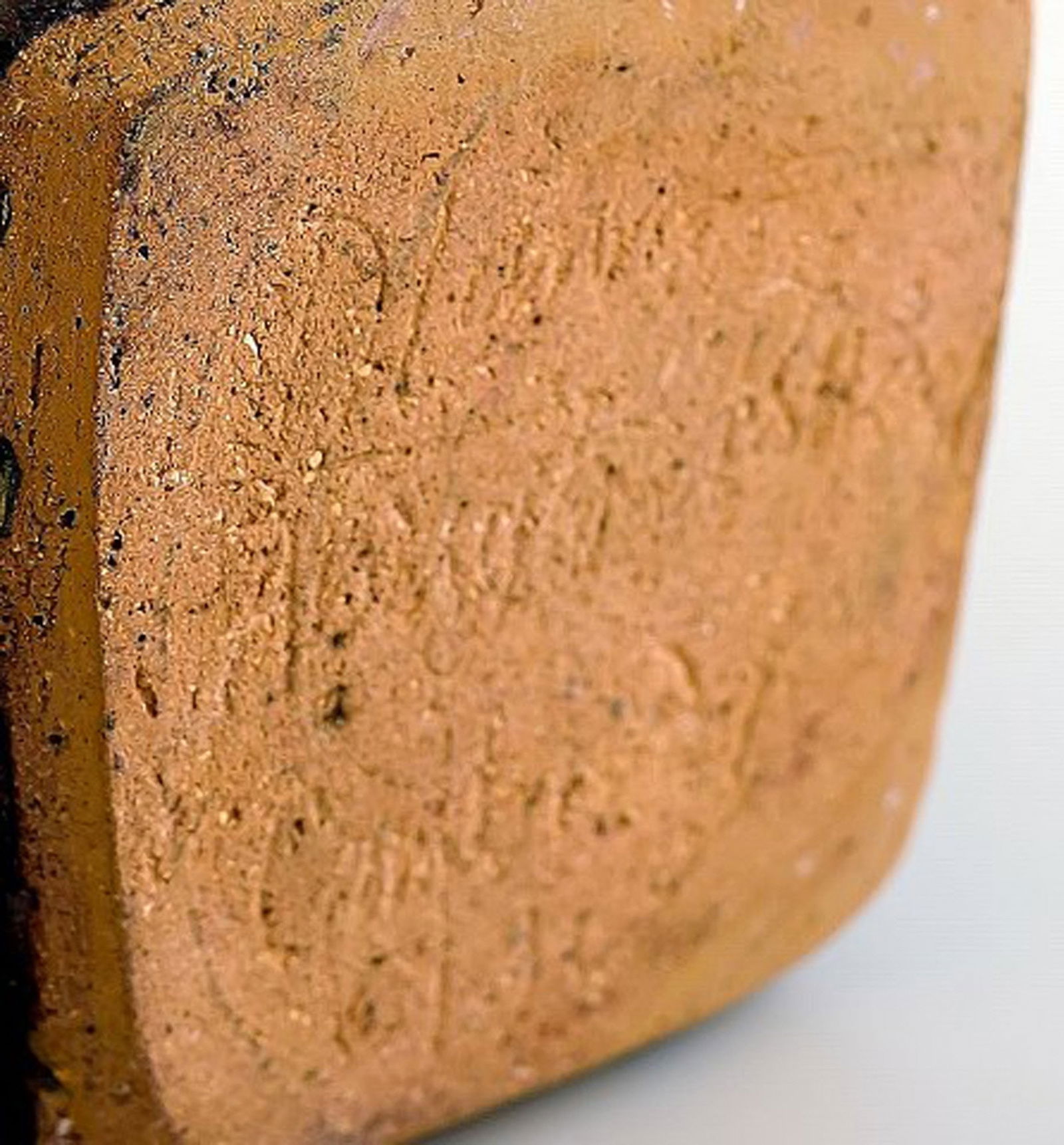 Danish potter. Large unique vase in glazed ceramics. Gutte style. Raku burned technique. 1960's. - 8