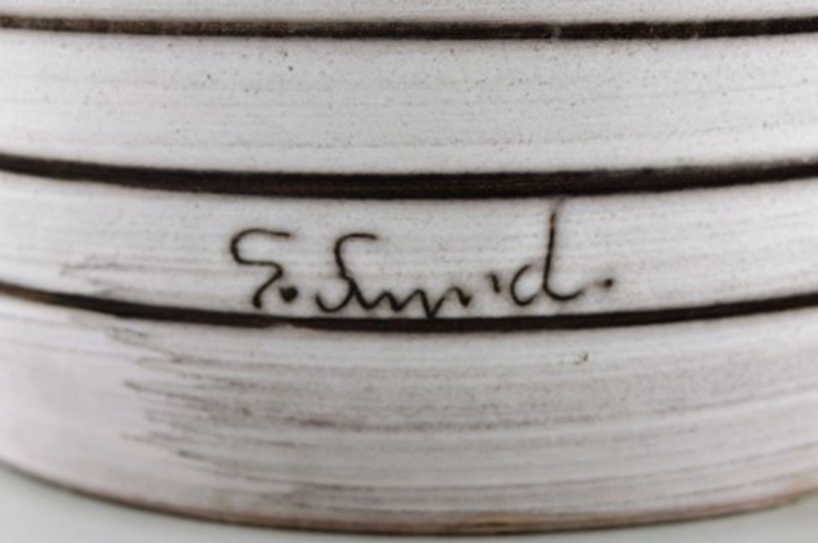 Laholm keramik. Colossal unique floor vase in glazed ceramics with negresses in colorful dresses. - 8