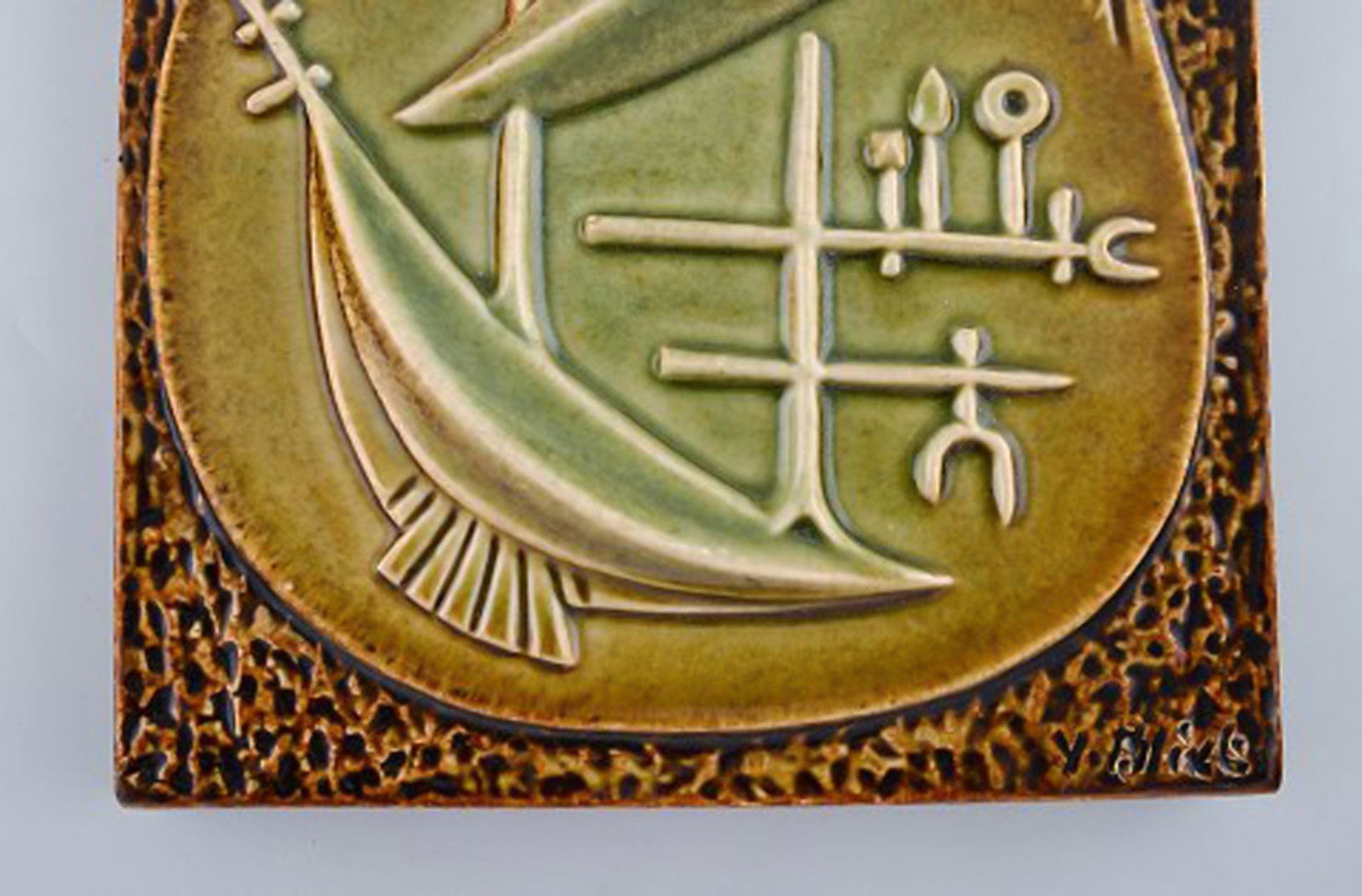 Yngve Blixt (1920-1981) Sweden. Wall plaque in glazed stoneware decorated with sailboat. 1970's. - 3