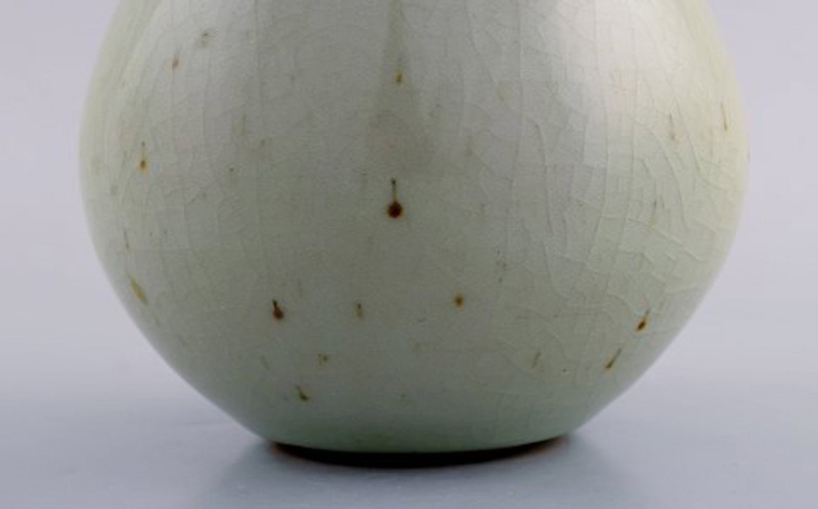 European studio ceramist. Unique vase in glazed ceramics. Beautiful crackled glaze in light earth - 5