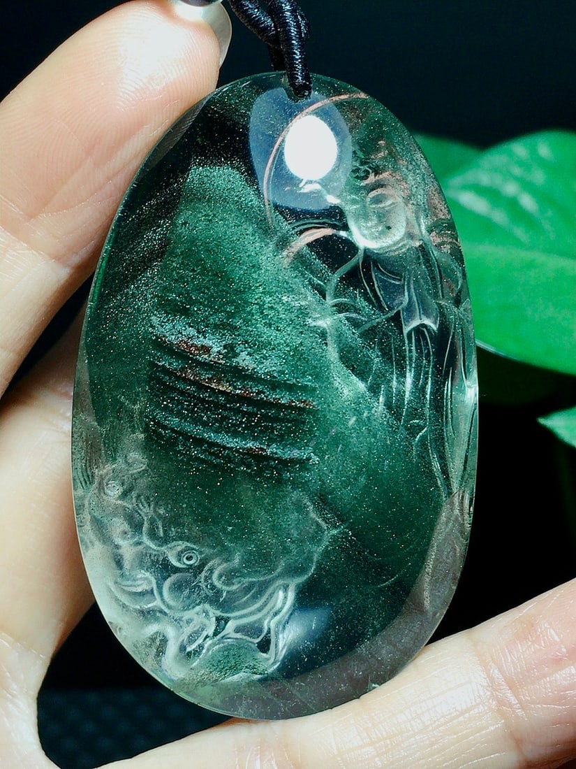 Green Crystal Pendant - Manjusri & Lion - 5