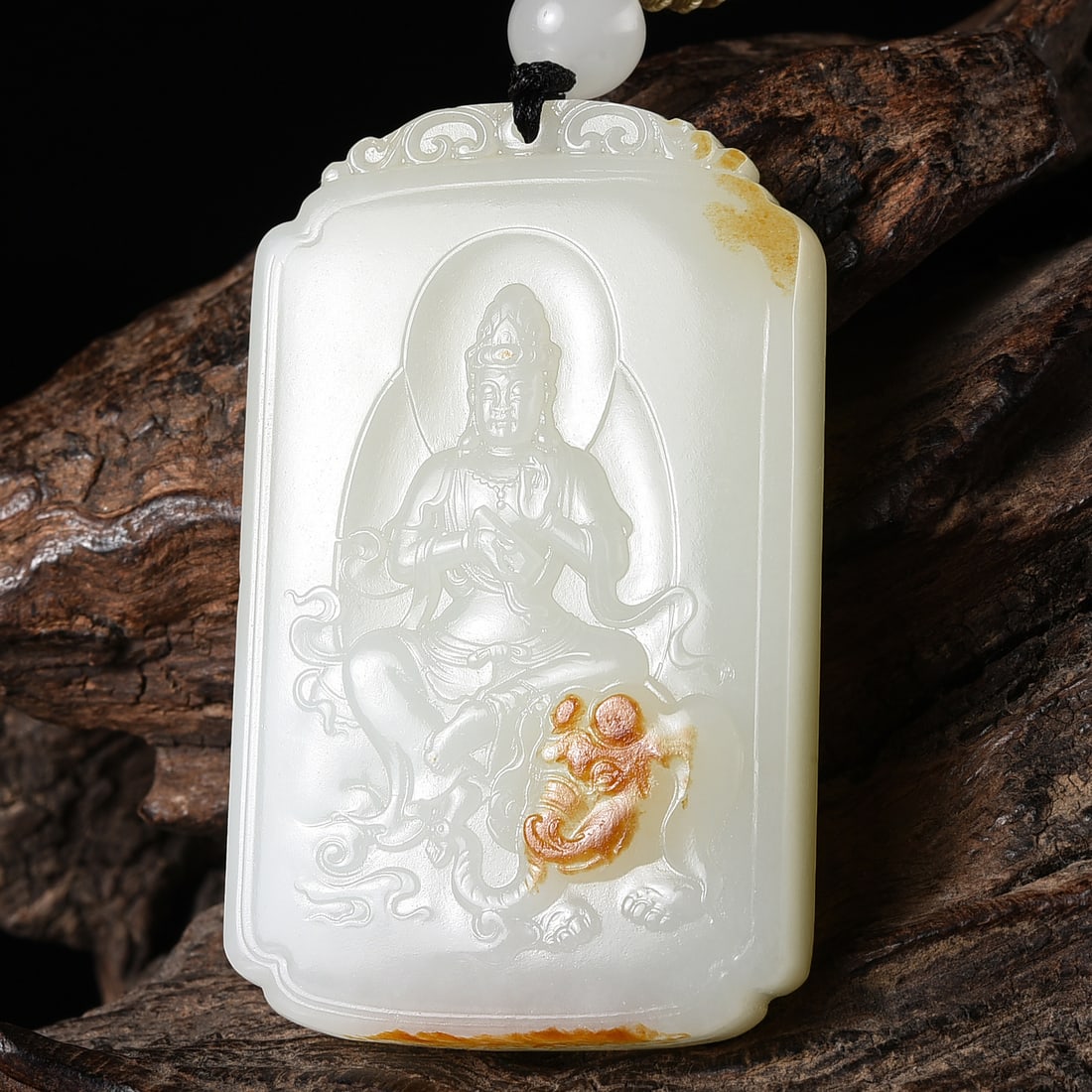 Hetian Jade Hand-carved Samantabhadra & Elephant Pendant w Certificate: Title: Hetian Jade Hand-carved Samantabhadra & Elephant Pendant w Certificate Origin: Chinese Date/Period: After2025 Materials: Hetian Jade Dimensions: 58x35x11(mm) 2.28x1.38x0.43(inches) 