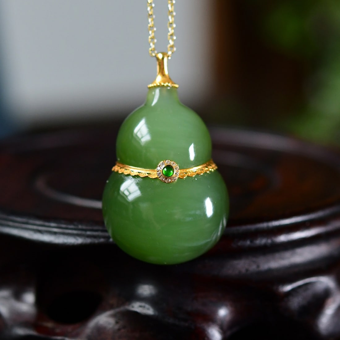 18K Gold Inlay Hetian Jade Gourd Pendant & Necklace - 2