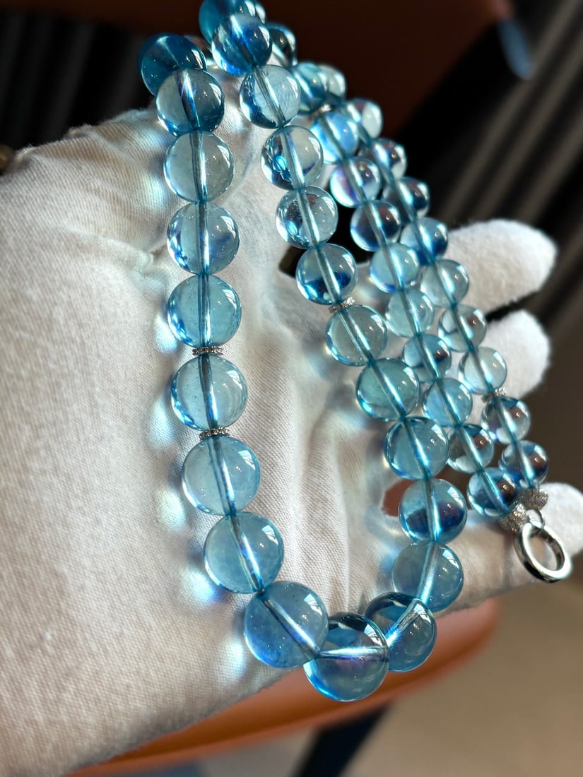 Natural Aquamarine Beads Necklace w Certificate: Title: Natural Aquamarine Beads Necklace w Certificate Origin: Chinese Date/Period: After2025 Materials: Aquamarine Dimensions: 14-9.5(mm) 0.55-0.37(inches) Weight 0.21 lbs/94.7g Reserve: