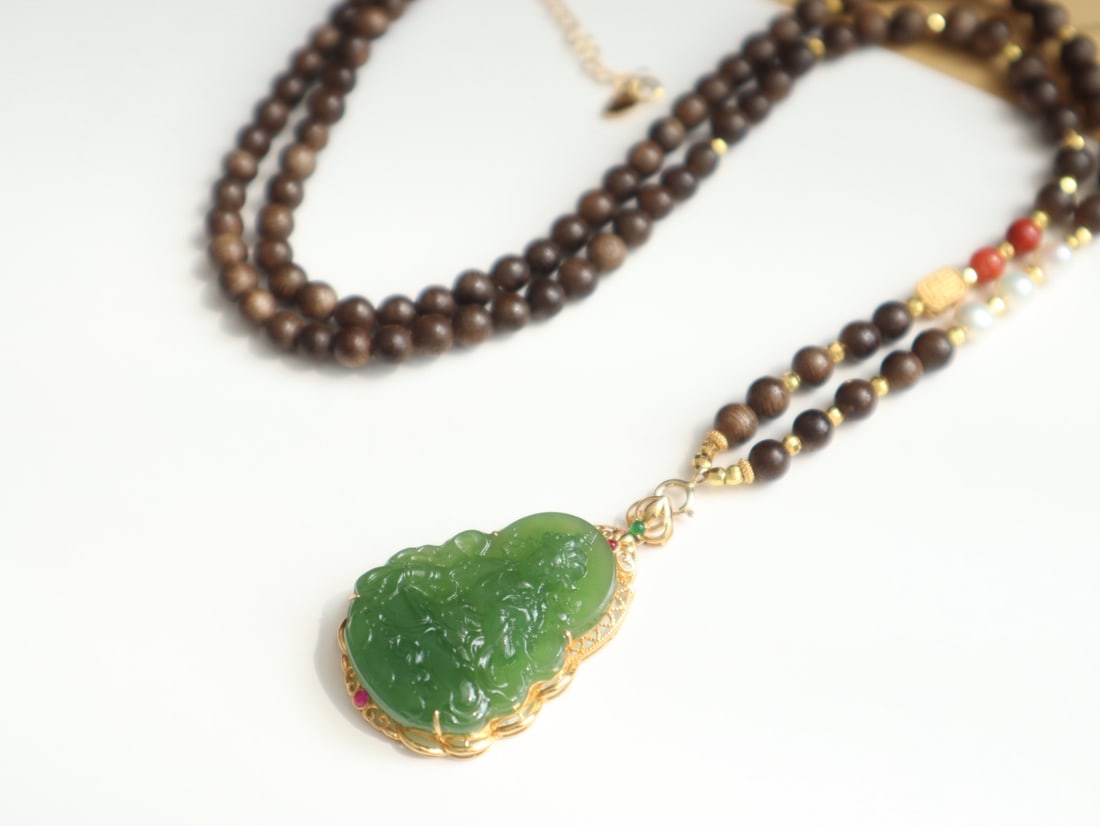 18K Gold Inlay Green Hetian Jade Pendant - Kwan-yin - 6