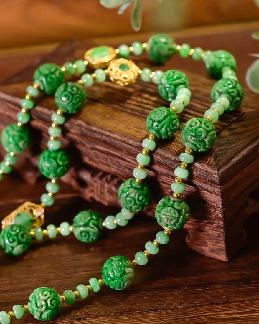 Gilt Gold Silver & Green Jadeite Beads Necklace - 4
