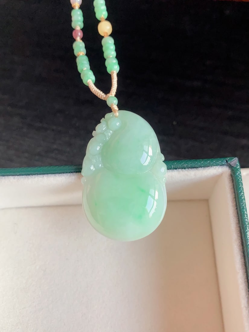 Green Jadeite Pendant - Gourd - 6