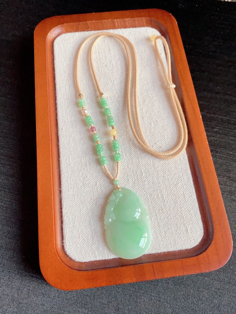 Green Jadeite Pendant - Gourd - 7
