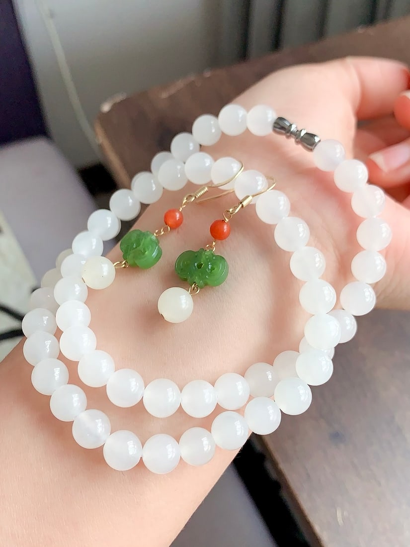 Hetian Jade Necklace,Green Hetian Jade,Red Agate Earrings - 4