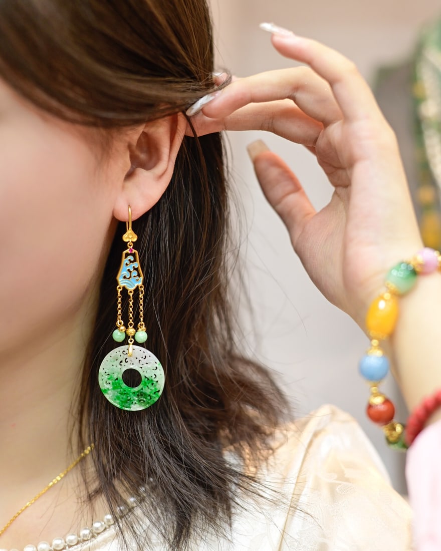 A Pair 925 Silver & Jadeite Earrings - 5