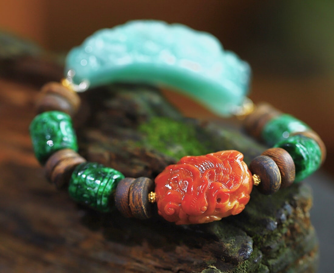 Green Jadeite,Red Jadeite,Chenxiang Wood Hand Chain - 3