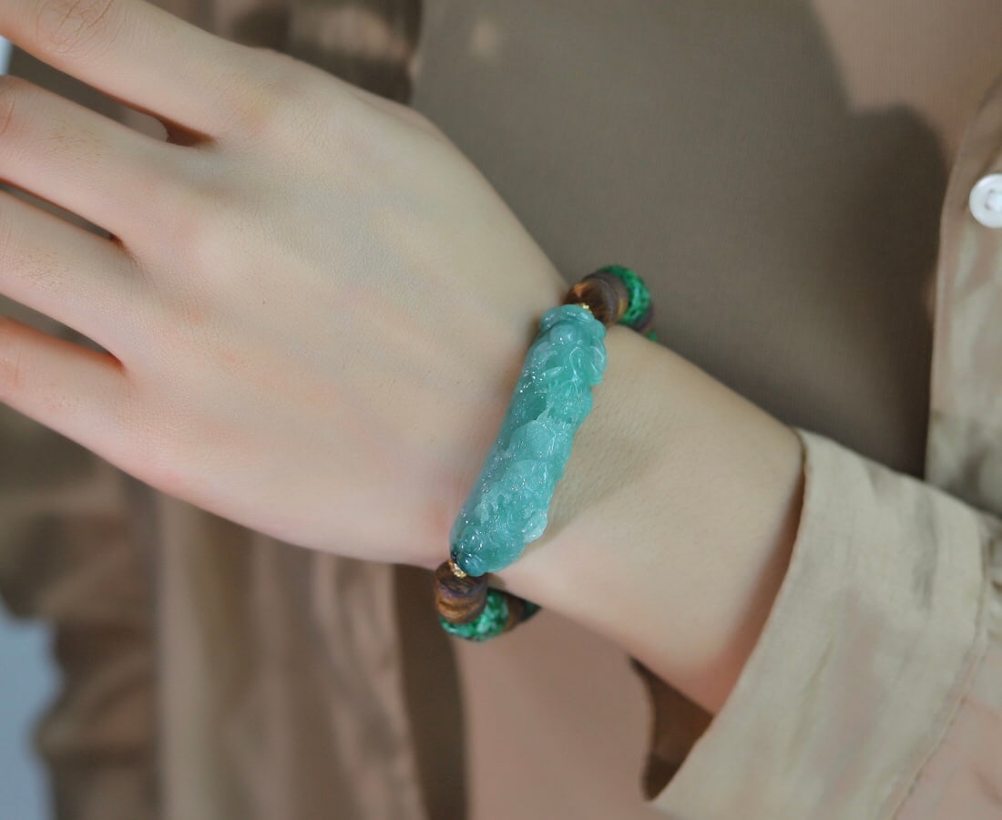 Green Jadeite,Red Jadeite,Chenxiang Wood Hand Chain - 5