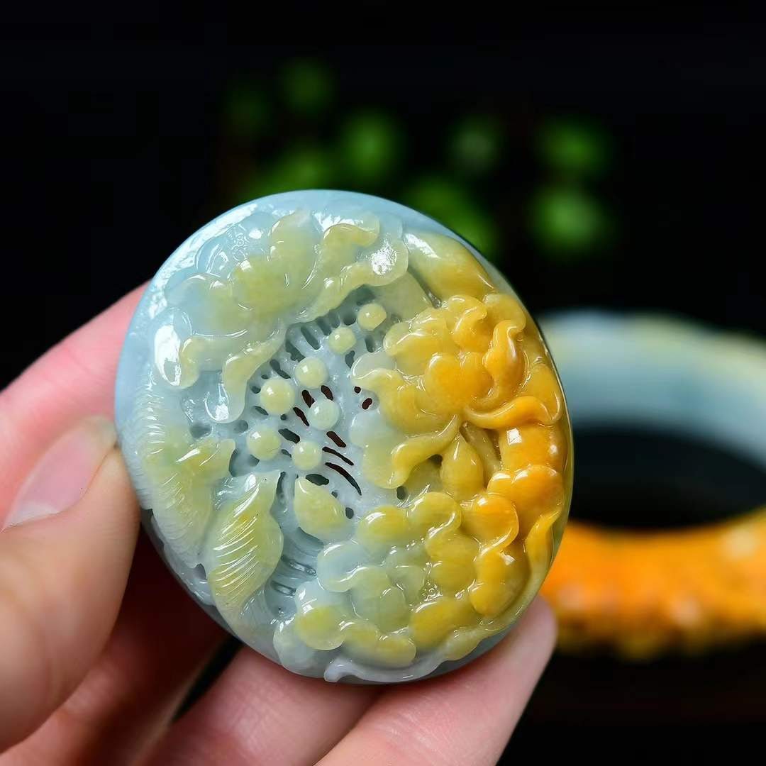 A Set Yellow Jadeite Hand-carved Flower Bird Pendant Bracelet - 2