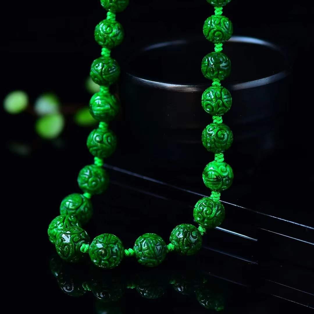 Green Jadeite Beads Necklace with Certificate - 2