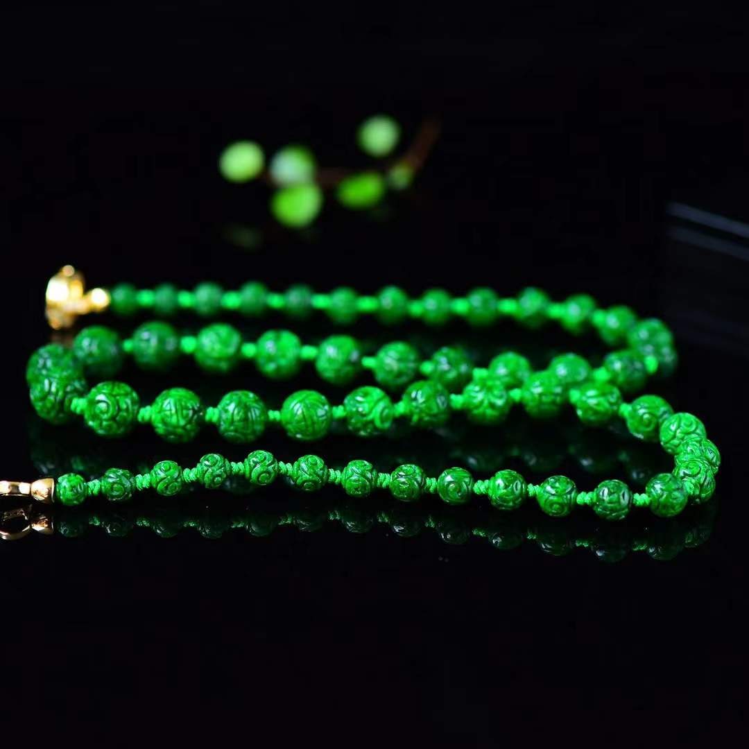 Green Jadeite Beads Necklace with Certificate - 3