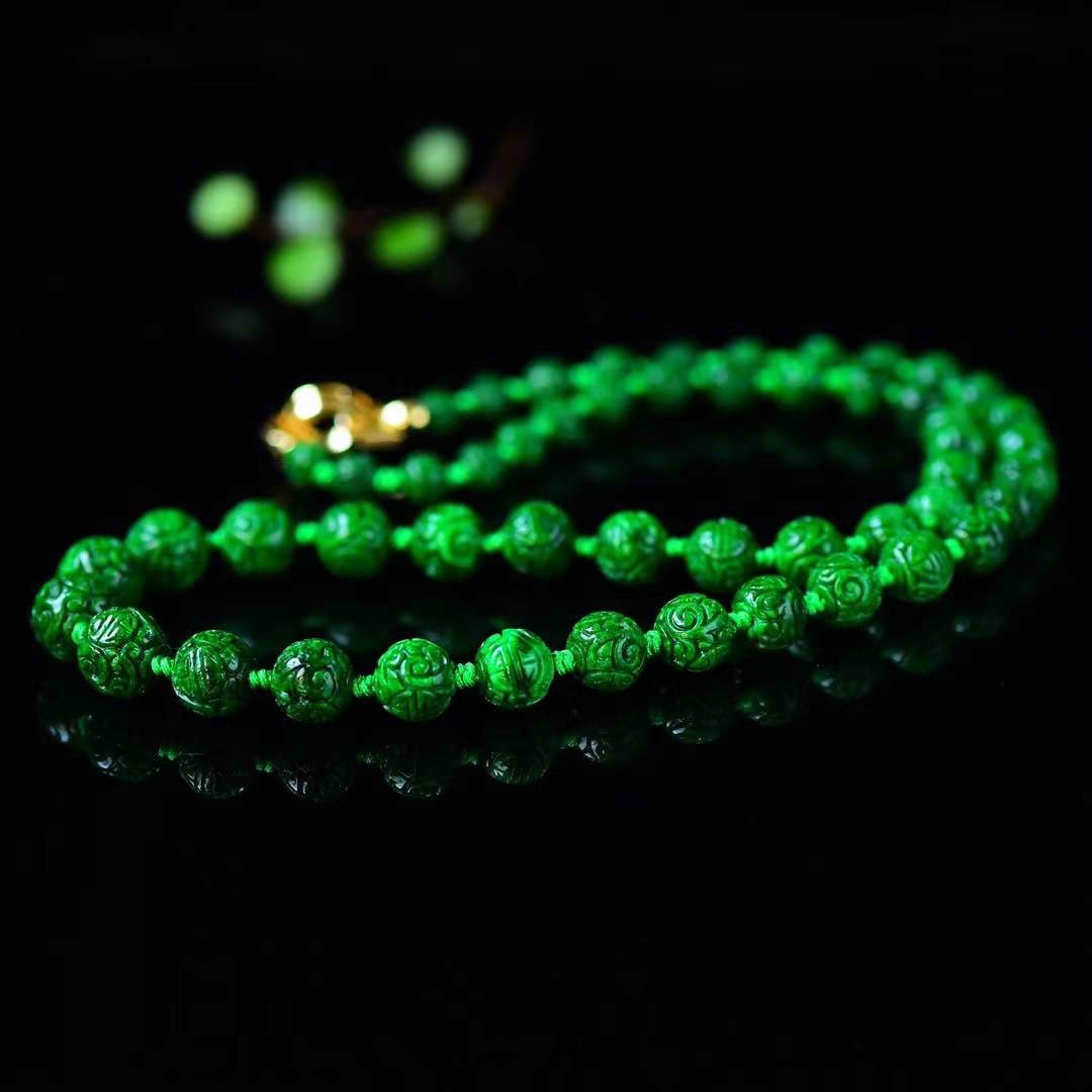 Green Jadeite Beads Necklace with Certificate - 6