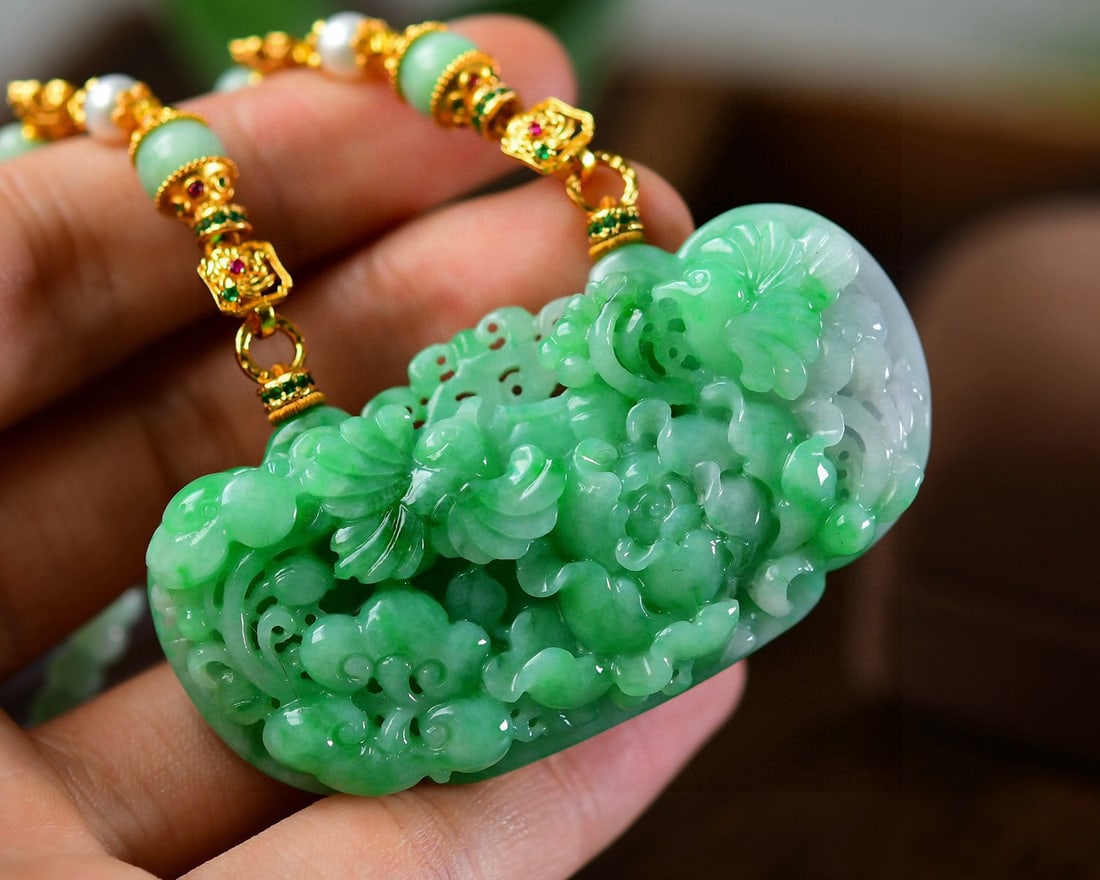 Green Jadeite Hand-Carved Flower Bird Pendant with Certificate - 2
