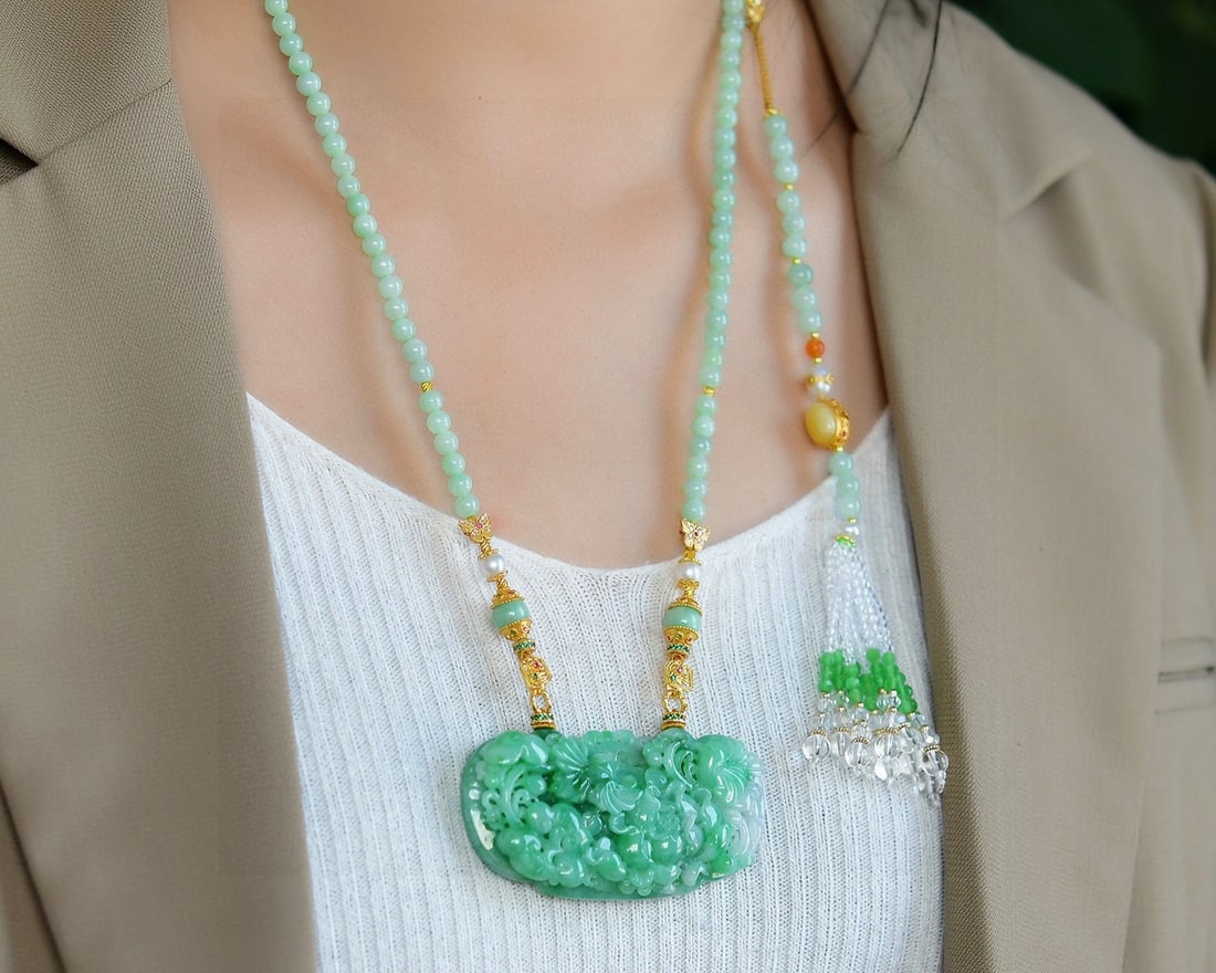 Green Jadeite Hand-Carved Flower Bird Pendant with Certificate - 6