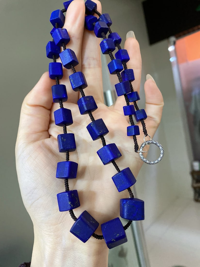 Natural Lapis Lazuli Necklace: Title: Natural Lapis Lazuli Necklace Origin: Chinese Date/Period: After2025 Materials: Lapis Lazuli Dimensions: 7-13.8(mm) 0.28-0.54(inches) Reserve: $399.00 Shipping:Domestic: Shipping rates