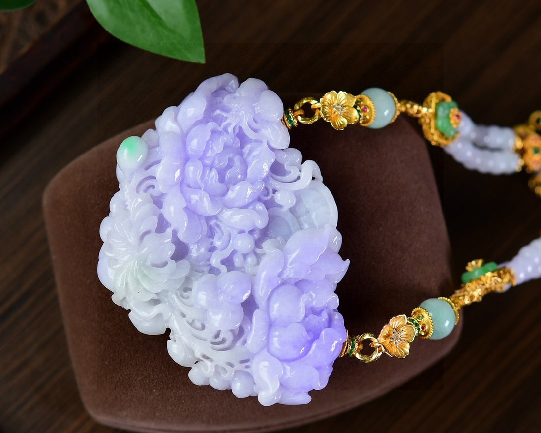 Purple Jadeite Hand-Carved Flower Bird Pendant with Certificate - 4