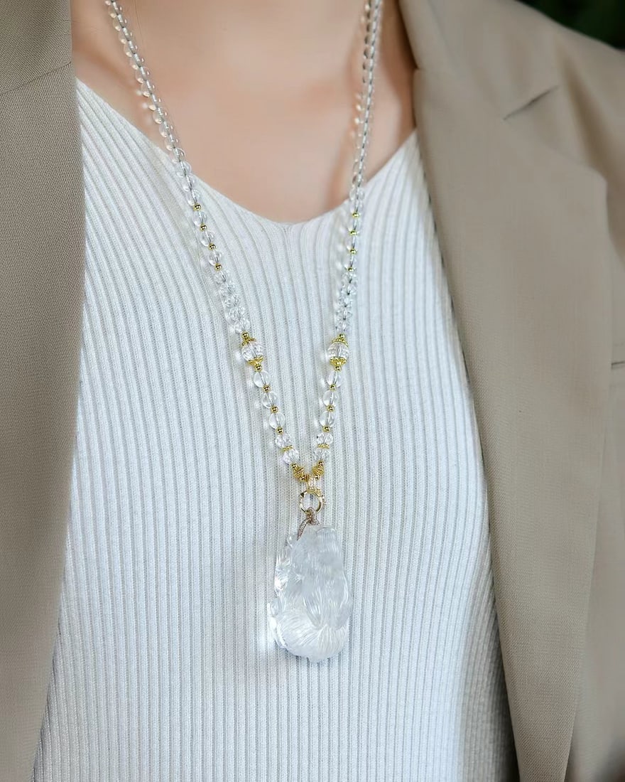 White Crystal Hand-Carved Rabbit Pendant with Certificate - 6