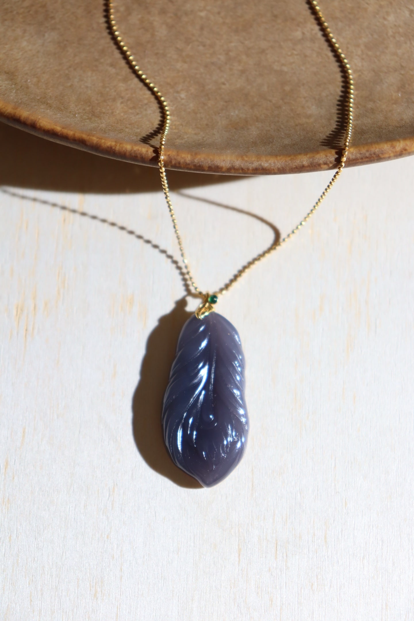 18K Gold Inlay Hetian Jade Pendant - Plume - 2