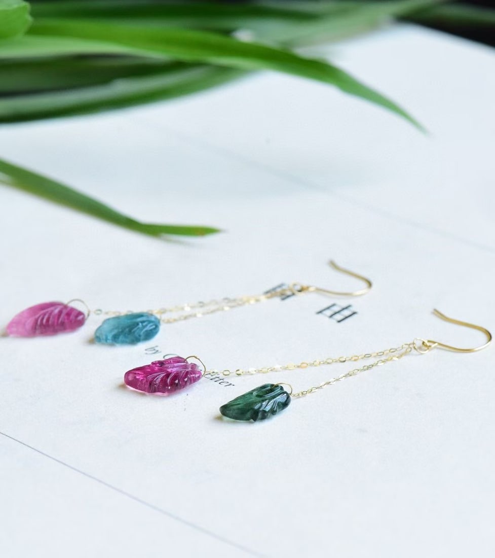 A Pair 18K Gold Inlay Tourmaline Earrings - 5