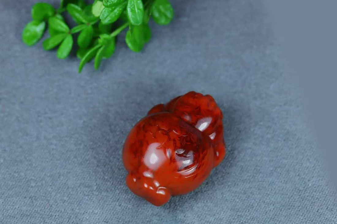 Natural Nanhong Agate Pendant - Fortune Toad - 2