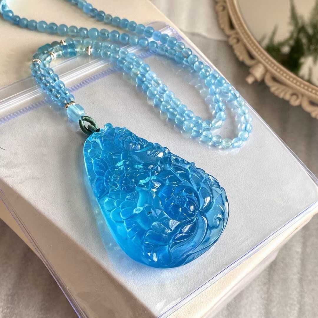 Natural Aquamarine Hand-Carved Peony Pendant with Certificate - 8