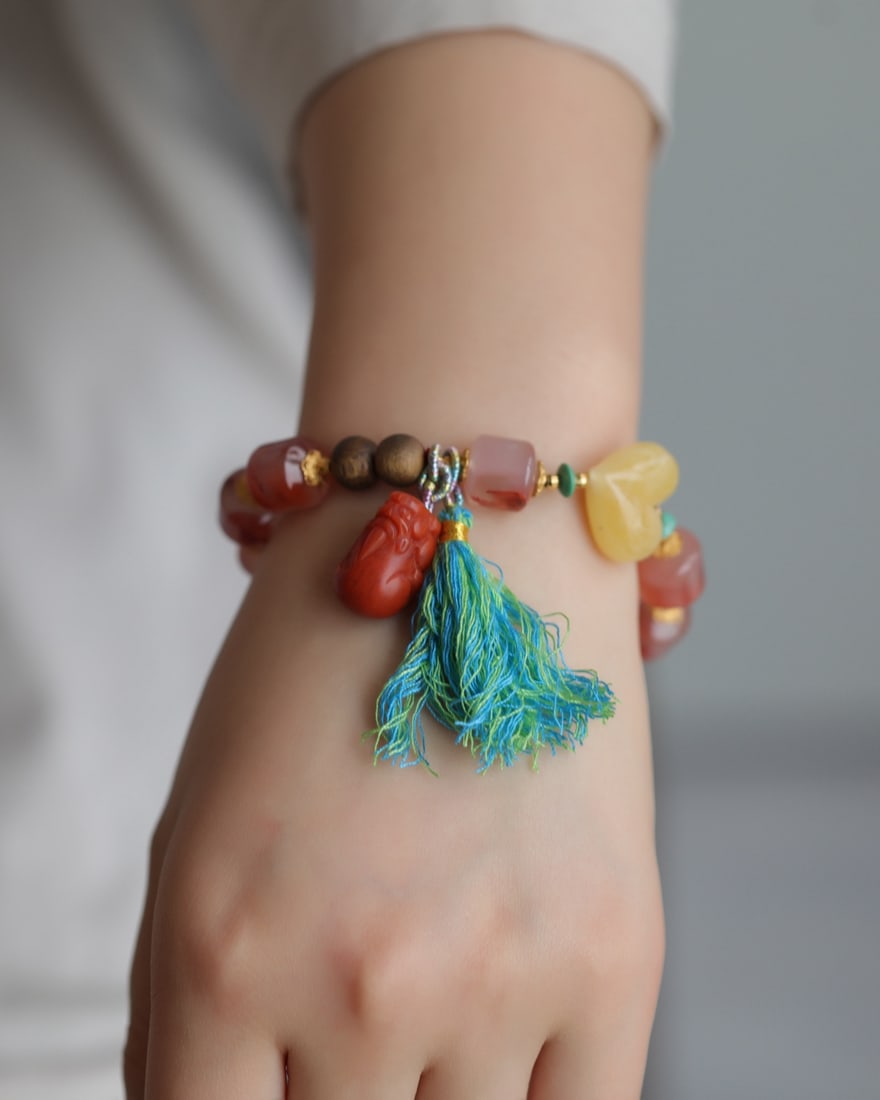 Hand knitting Nanhong Agate & Beeswax Hand Chain - 3