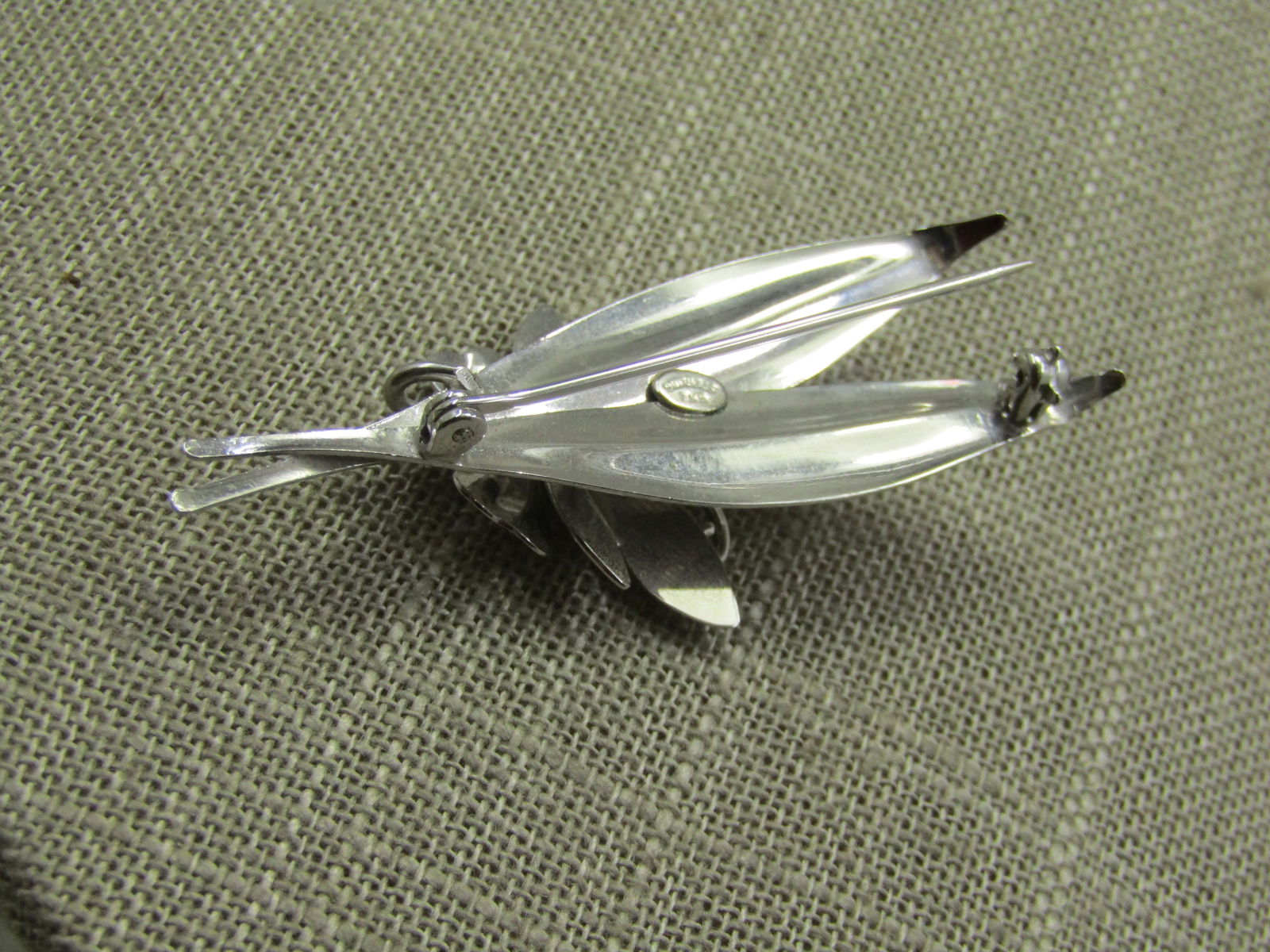Vintage Sterling Butterfly & Leaves Brooch, Signed SKL, 6.29 gr. - 4