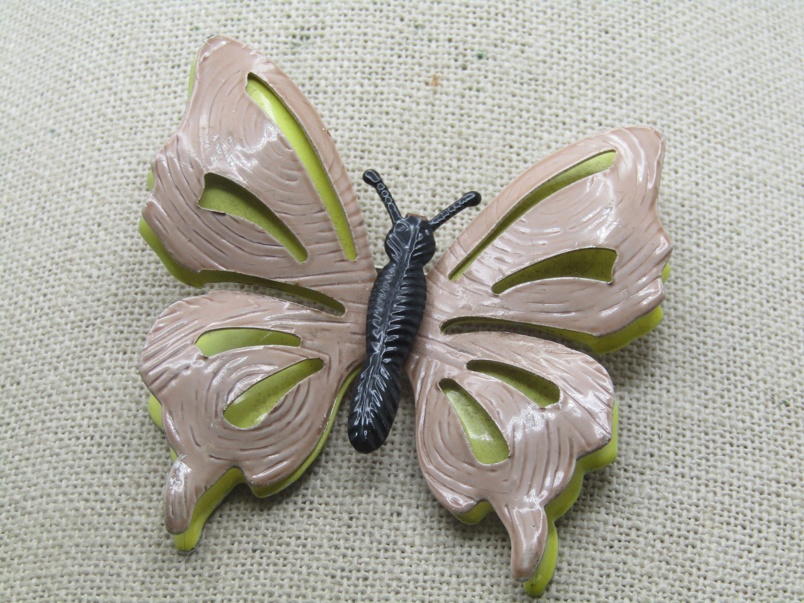 Vintage Enamed Butterfly Brooch, Double-Wings, Tan/Yellow, 1960's - 3