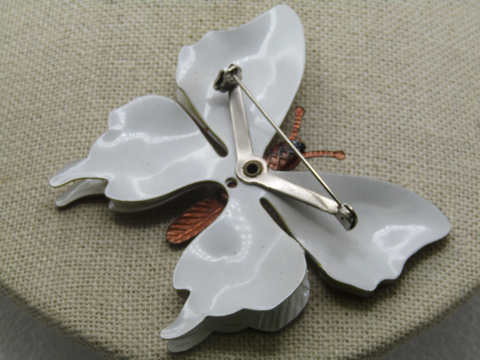 Vintage Enamed Butterfly Brooch, Double-Wings, Tan/Yellow, 1960's - 5