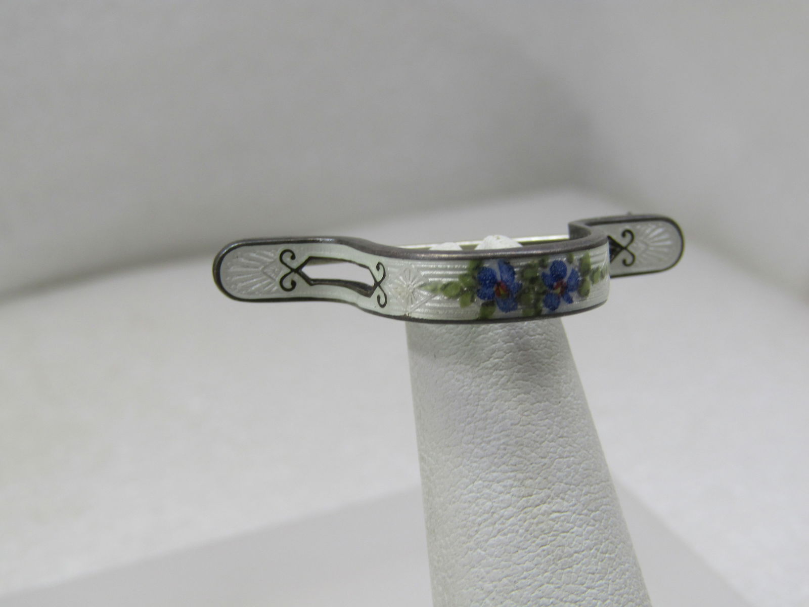 Victorian Sterling Guilloche Curved Floral Holder Brooch/Tussie Mussie - 3