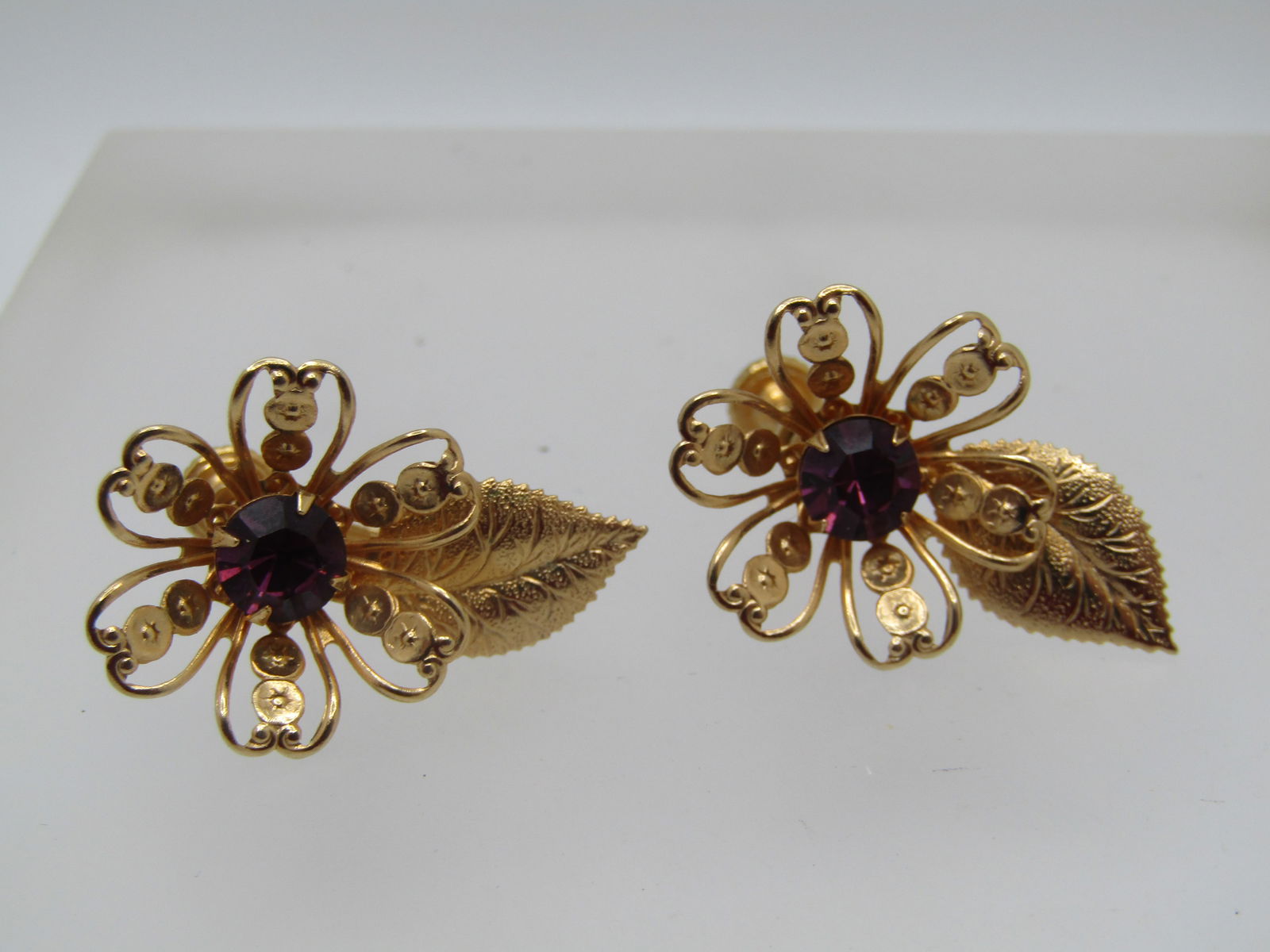 Vintage Purple Rhinestone Floral Earrings, Screwback, 1960's - 4