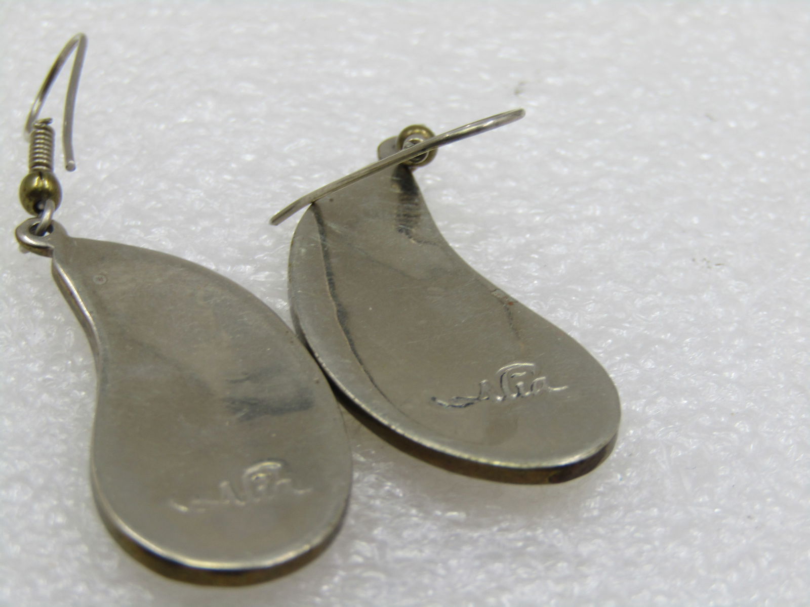 Vintage Alpaca Inlaid Floral Earrings signed Alia, Mexico - 5