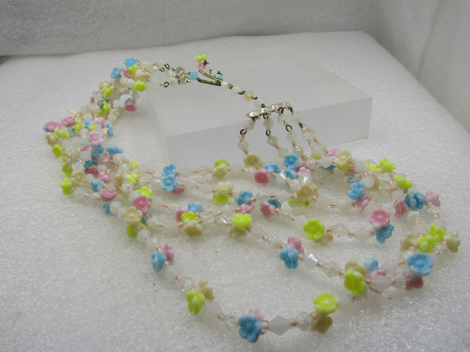 Vintage Five Strand Floral Beaded Necklace, 18", Germany - 5