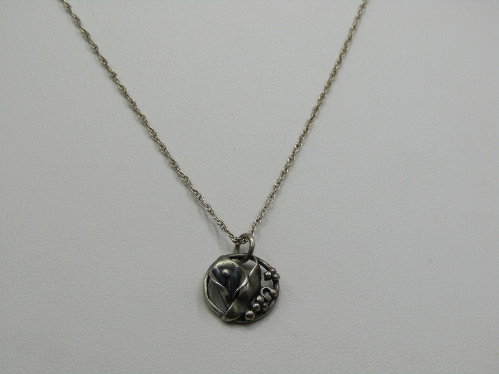 Vintage Sterling Calla Lily Necklace, 18"m 1mm Rope Chain - 4
