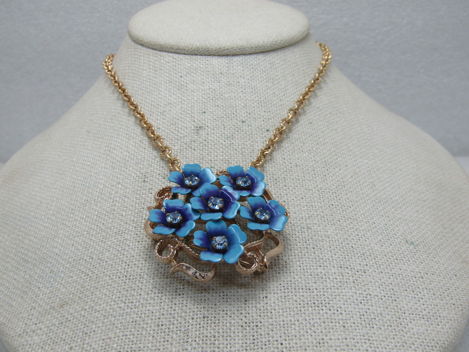 Vintage Avon Forget-Me-Not Brooch/Pendant Necklace, 24" - 2