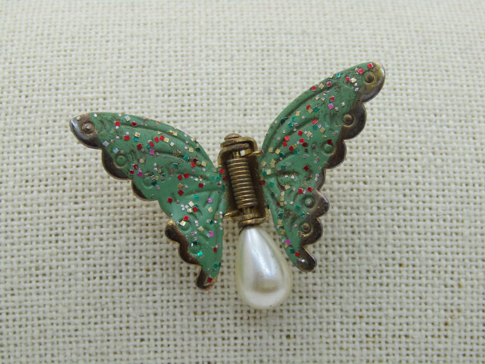 Vintage Green Enameled Butterfly Fur/Dress Clip, Faux Pearl, Early 1900's - 2