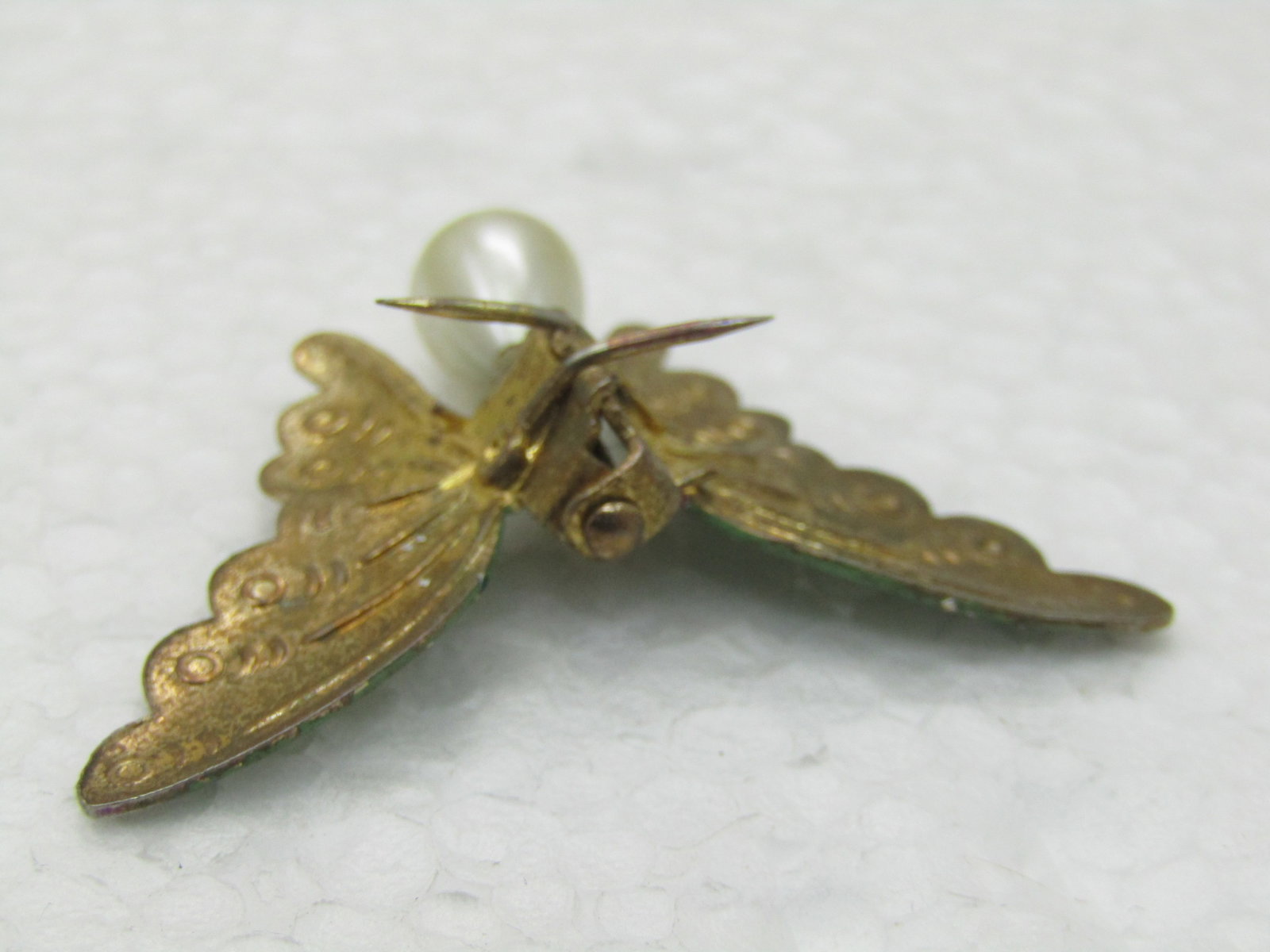 Vintage Green Enameled Butterfly Fur/Dress Clip, Faux Pearl, Early 1900's - 6