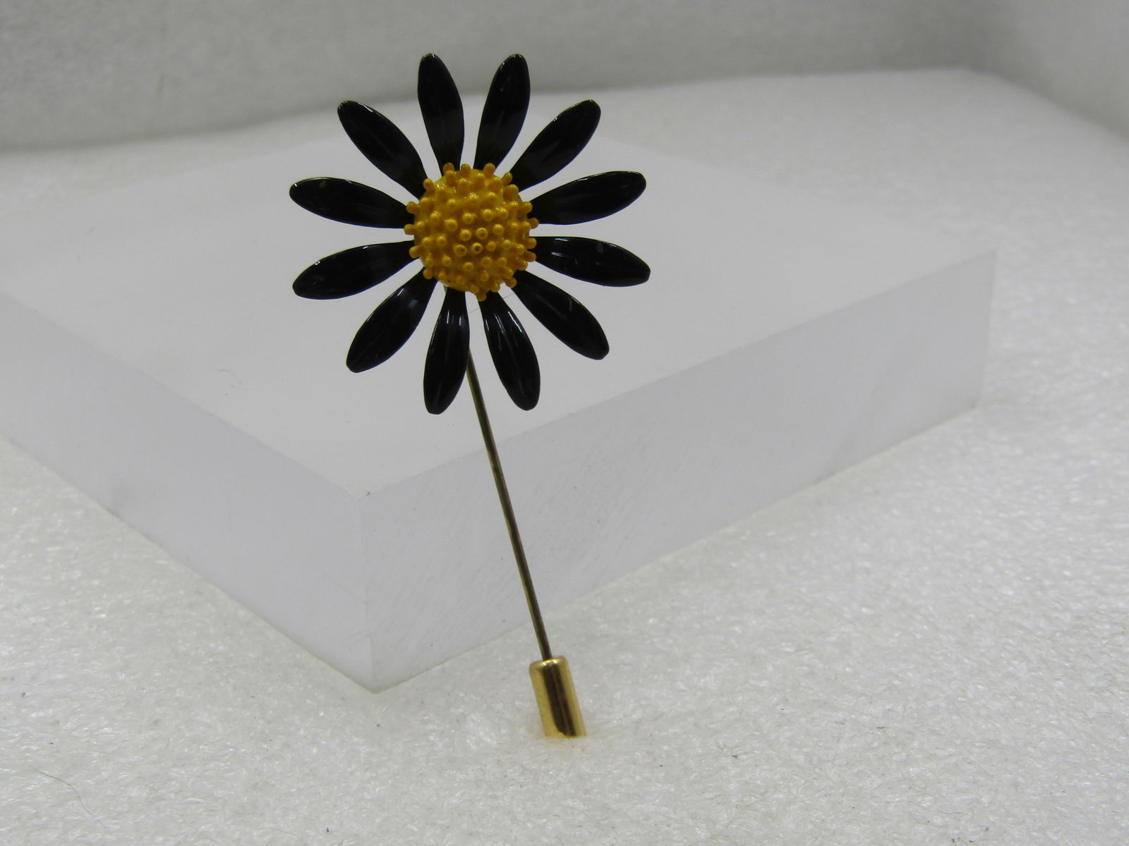 Vintage Black & Yellow Daisy Stick Pin, 1960's - 2