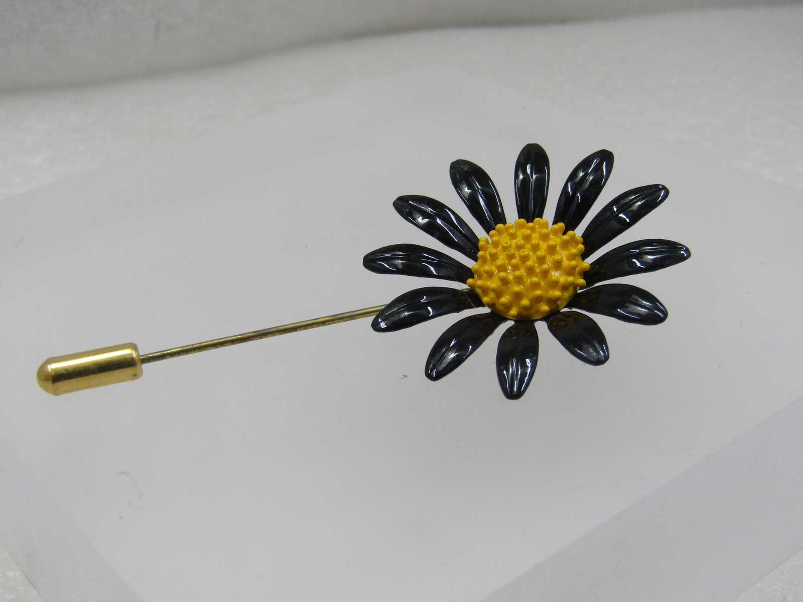 Vintage Black & Yellow Daisy Stick Pin, 1960's - 4