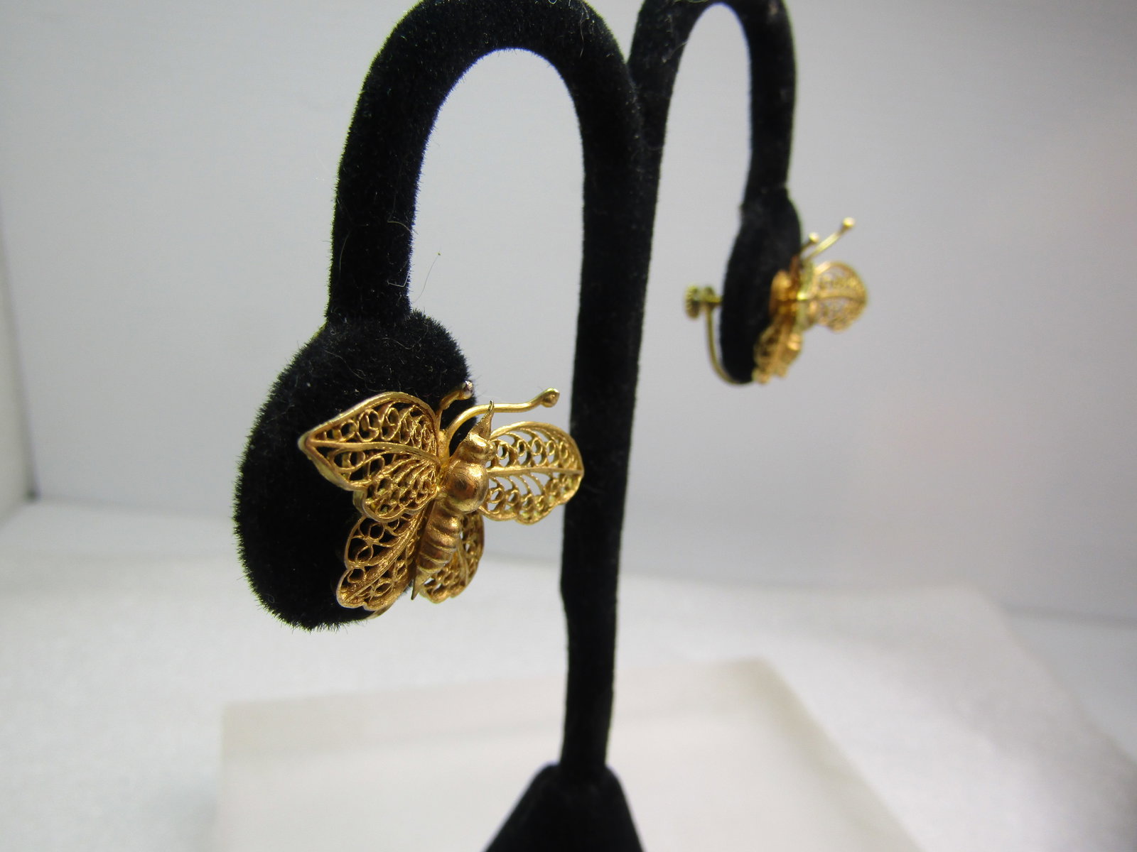 Vintage Filigree Butterfly Earrings, Screw Back, Marked Sterling, India, 1960's-1970's - 3