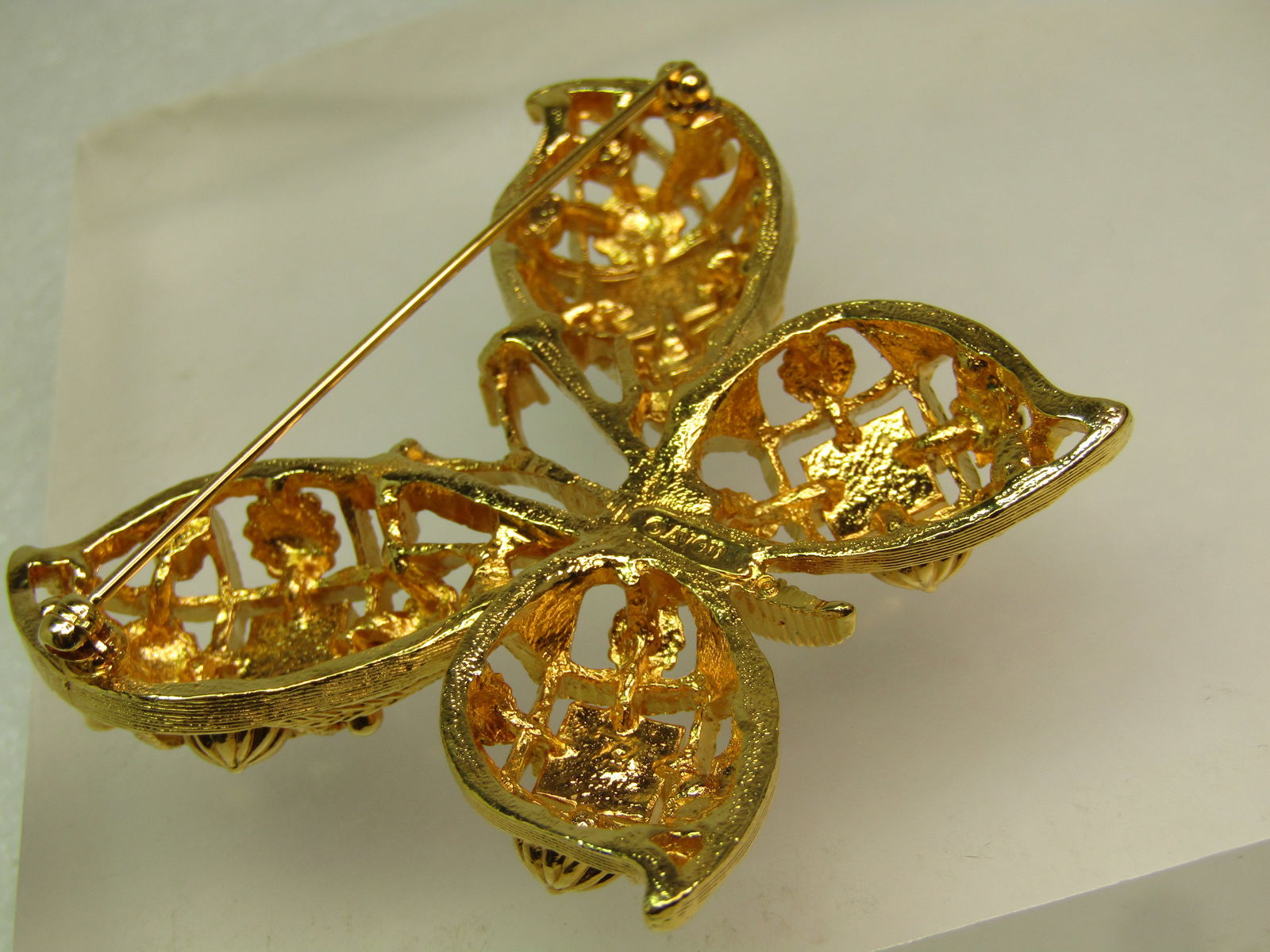 Vintage Enameled, Rhinestone Butterfly Brooch, Faux Pearl, Avon, 1970's - 3